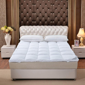 Custom Hot Selling Luxury 90x190cm Memory Microfiber Hotel Bed Foam Mattress Topper