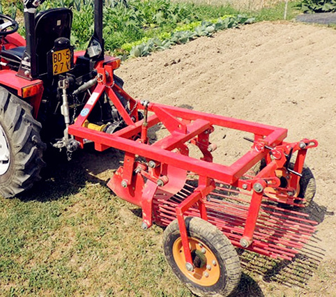 SANSEN FARM MACHINERY PTO Powered Potato Digger, one row potato digger