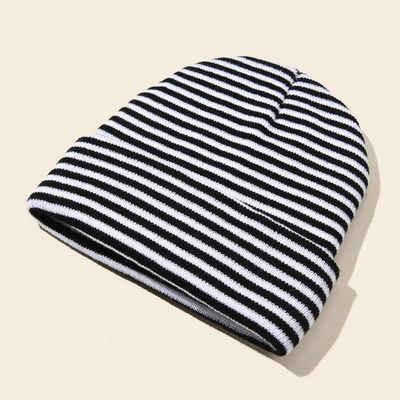 HZM-22252 New Style Acrylic Custom Knit Beanie Caps Wholesale Black White Stripe Winter Beanie Hat Custom Logo