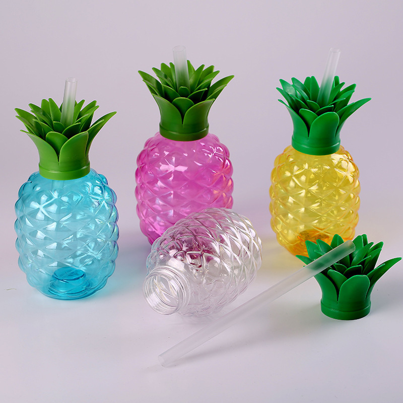 Light Up Tumblers Yard Plastic Cold Drink Pineapple Party Cups with Straw