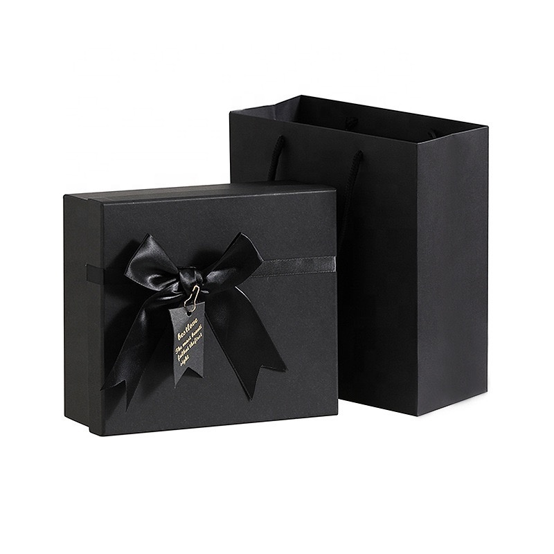 Wholesale of high-quality gift box factories eco Brand product packaging box paper bag Paper Boxes for gifts