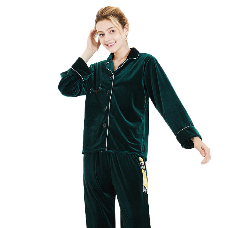 Wholesale Ladies Flannel Satin Velvet Sleepwear Pajamas Sets for Women