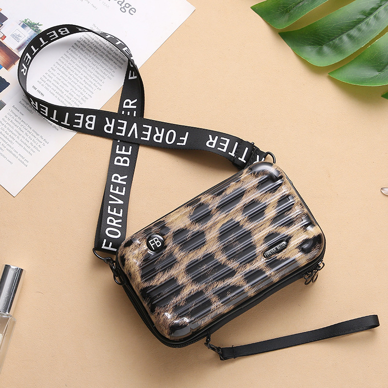 Crossbody Bag Women Small Shoulder Bags Wide Letter Strap Girl Clutch Handbag Mini Suitcase Bag