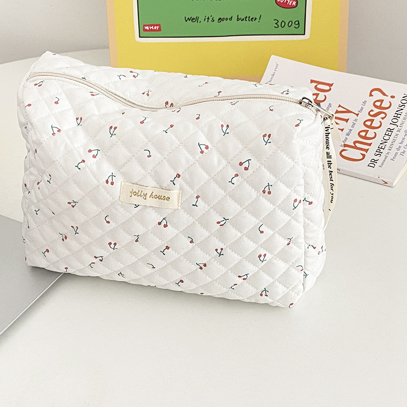 2023 Cute Quilting Cotton Makeup Pouch Women Large Capacity Cosmetic Bags Cases Travel Zipper Bag Handbag Portable Toiletry Case