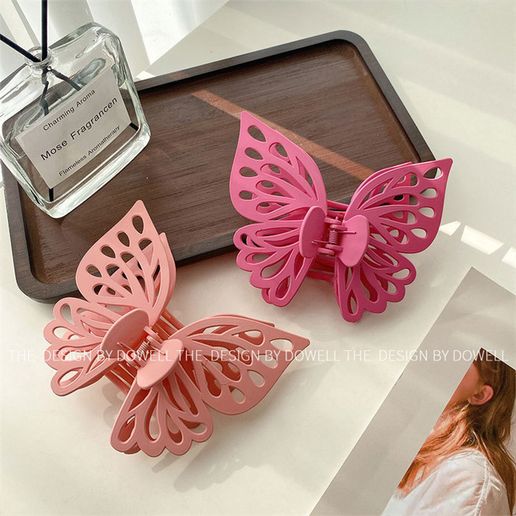 Korean Frosted Double Hollow Out Claw Hair Clip Accessories Women Large Plastic Butterfly Shape Hair Claw Clips