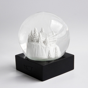 White Ice Castle Microsculpture Collectible Luxury Snowball Easter Souvenirs Christmas Ornament Snow Globe Custom Snow Globes