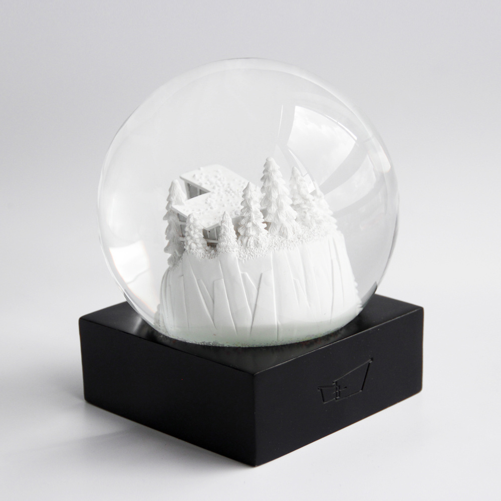 White Ice Castle Microsculpture Collectible Luxury Snowball Easter Souvenirs Christmas Ornament Snow Globe Custom Snow Globes