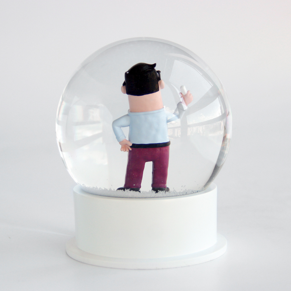 Cartoon 3d Interior Custom Easter Snow Globe Souvenir Gift Ornament Snowball Polyresin Water Snow Globe Custom