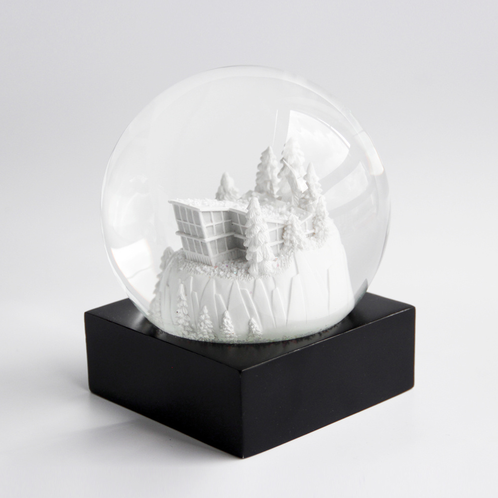 White Ice Castle Microsculpture Collectible Luxury Snowball Easter Souvenirs Christmas Ornament Snow Globe Custom Snow Globes