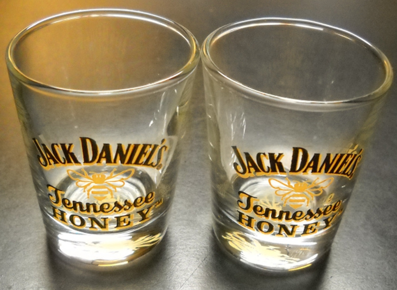 Personalized Whiskey 1.75 oz 1.5oz Unique Clear Custom Shot Glasses With Honey Bees