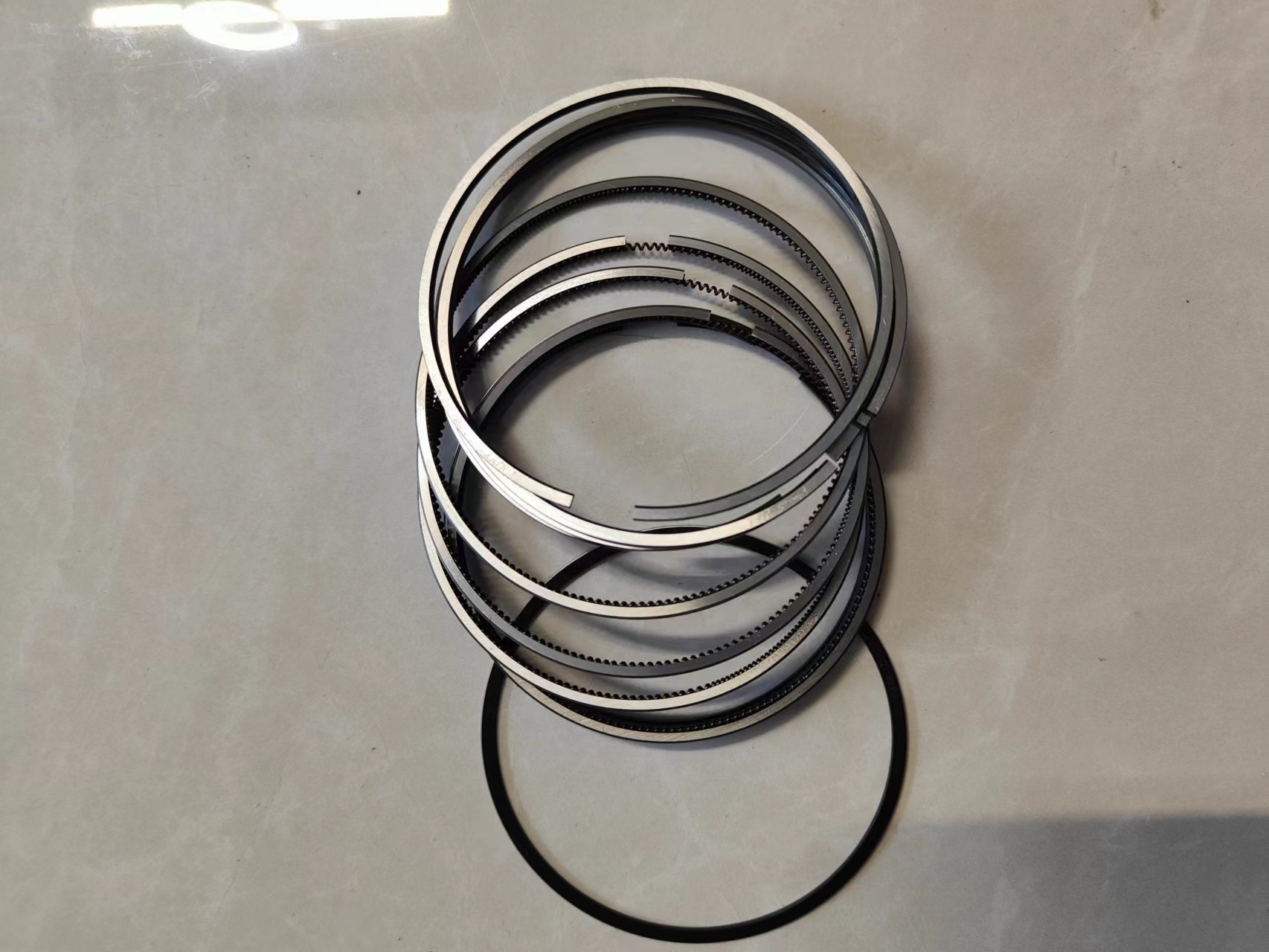 Genuine original good price JOYLONG JINBEI H2L Bus DK4 Engine Piston Ring