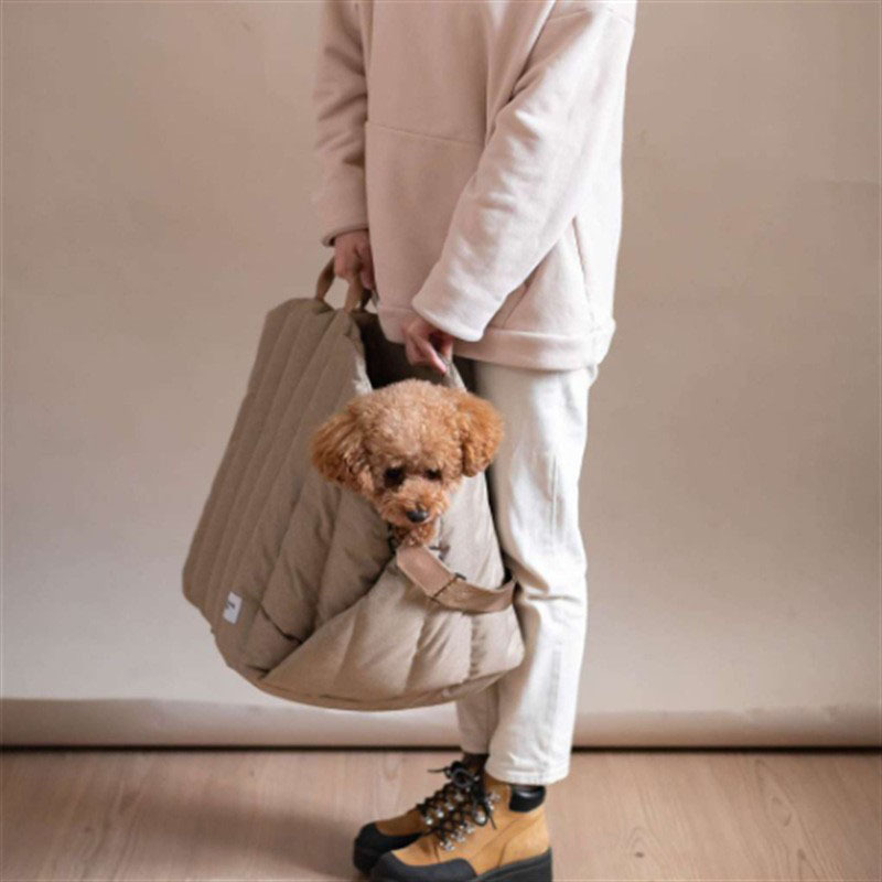 Dog Supplies High-End Fashion Pet Winter Warm Portable Puppy Dog Bag Seat Bag Travel Tote Bag Suitable For Cats And Small Dog