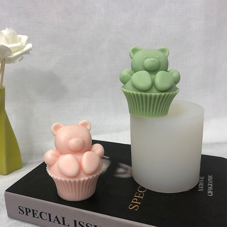 YS  Teddy Bear Cupcake Candles Molds Silicone Decorative Aromatic Candles Dessert Food Scented Candle  for Wedding Birthday Gift