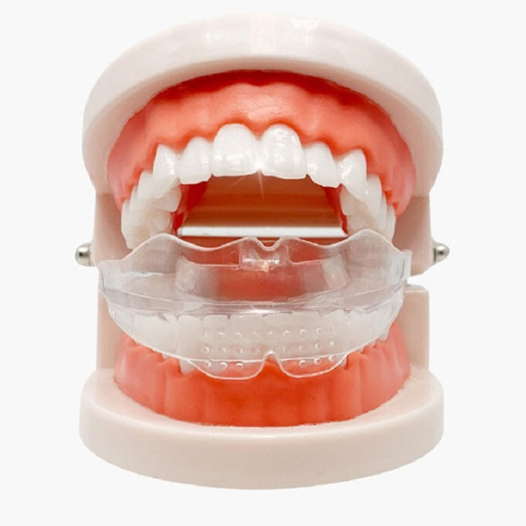 Orthodontic Braces Dental Braces Instanted Silicone Smile Teeth Alignment Trainer Teeth Retainer Mouth Guard Braces Tooth Tray