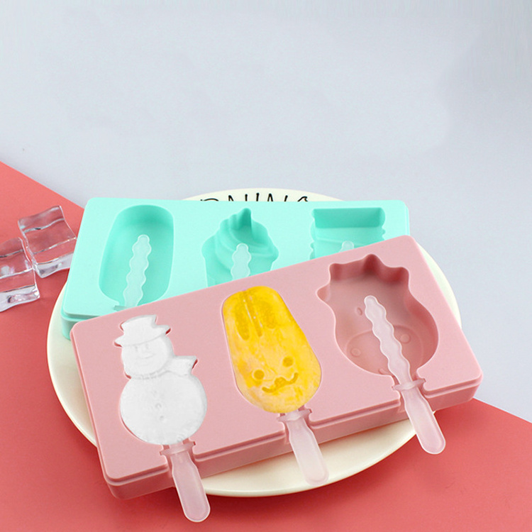 Ice Cream Silicone Mold  Popsicle Sticks Molds with Lid and Food Grade Plastic Rod Bunny Little Sheep Fruit DIY Ice Cream Molud