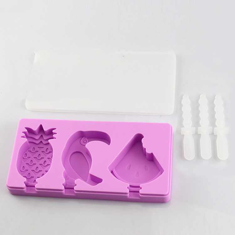 Ice Cream Silicone Mold  Popsicle Sticks Molds with Lid and Food Grade Plastic Rod Bunny Little Sheep Fruit DIY Ice Cream Molud