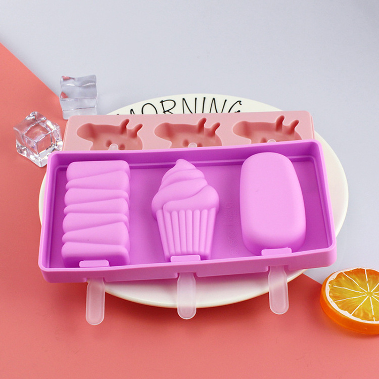 Ice Cream Silicone Mold  Popsicle Sticks Molds with Lid and Food Grade Plastic Rod Bunny Little Sheep Fruit DIY Ice Cream Molud