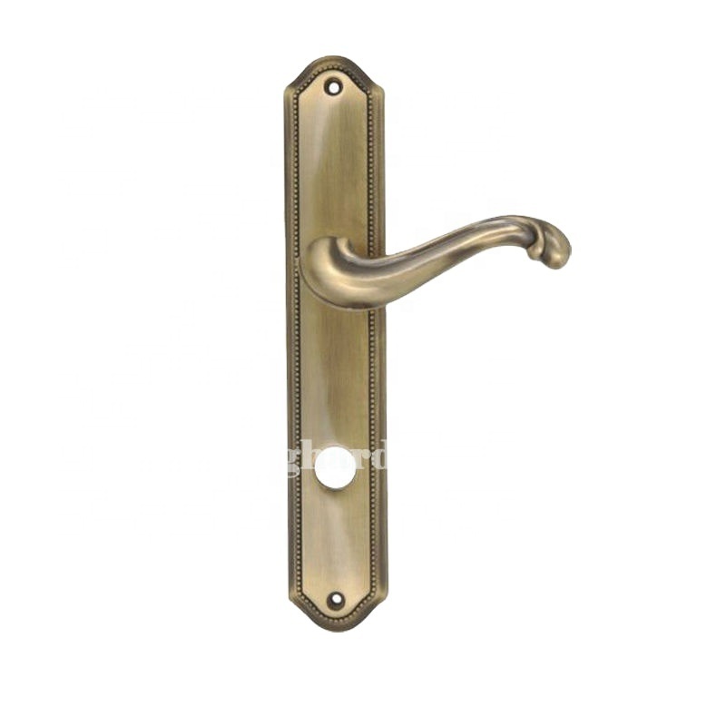 Brass door lever handle on plate (YK-B045)