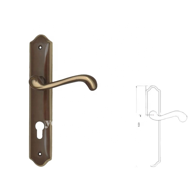 Brass lever door handle on plate YK-B063