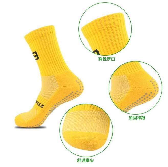 Customs logo color sports grip socks Nylon sport crew sock with anti slip in the sole