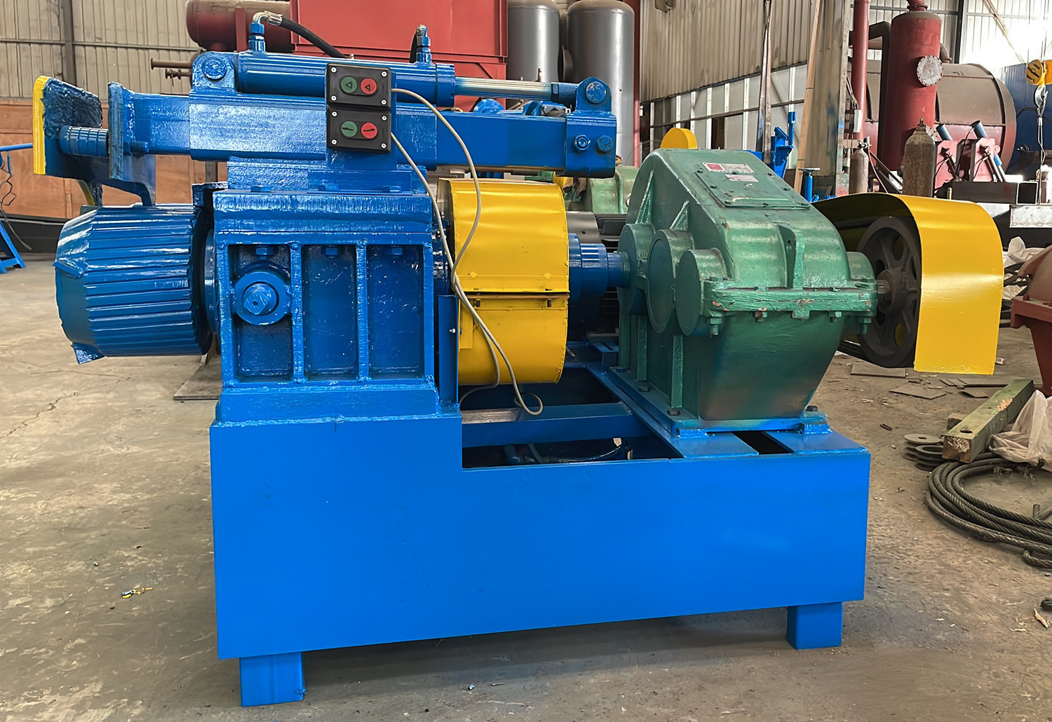 Scrap Rubber Fine Powder Crusher / Tyre Recycling Machine