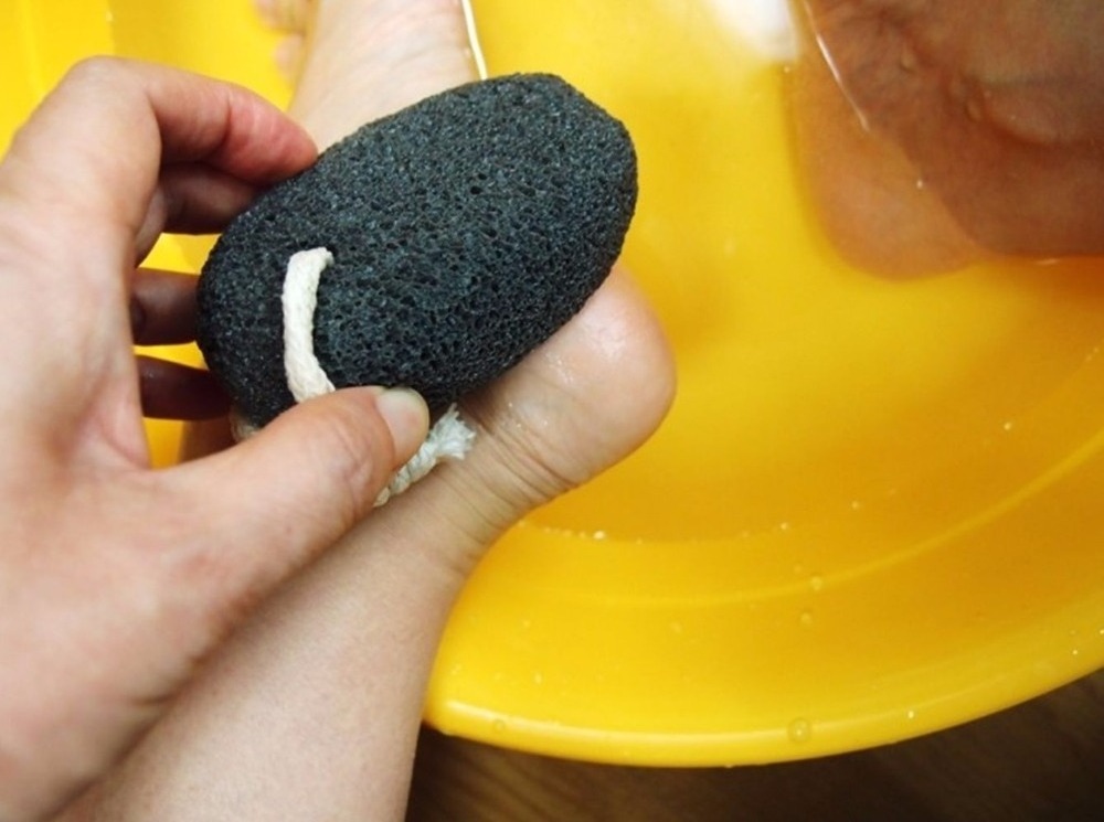 Hot Sale Promotional Nature Lava Foot Scrubber Pumice Stone for Feet and Hands