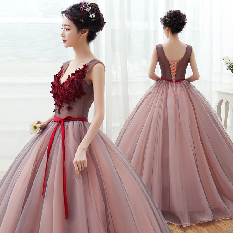 V-neck Sleeveless Classic Flower Appliques Noble Ball Gown Sweet Quinceanera Dresses