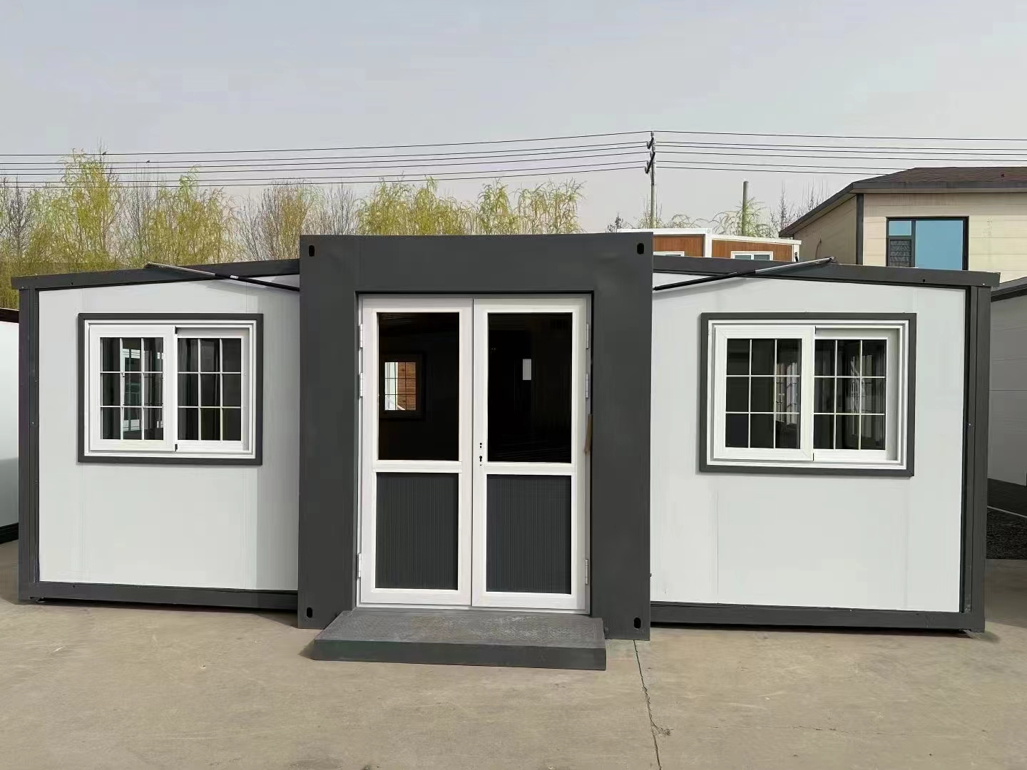 20-40FT Luxurious Expandable Container Houses 1/2/3 Bedroom Home Plans