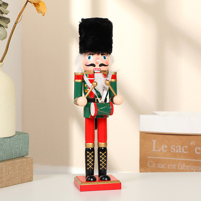 2024 Wooden Christmas Nutcracker Soldier Doll Painted Klutz Nutcrackers for Home Christmas Decoration Gift