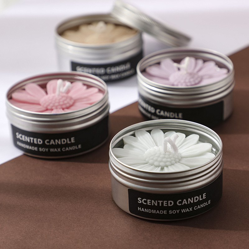 Wholesale Portable Luxury Cute Small Little Daisy Candle Tins Paraffin Wax Scented Candles