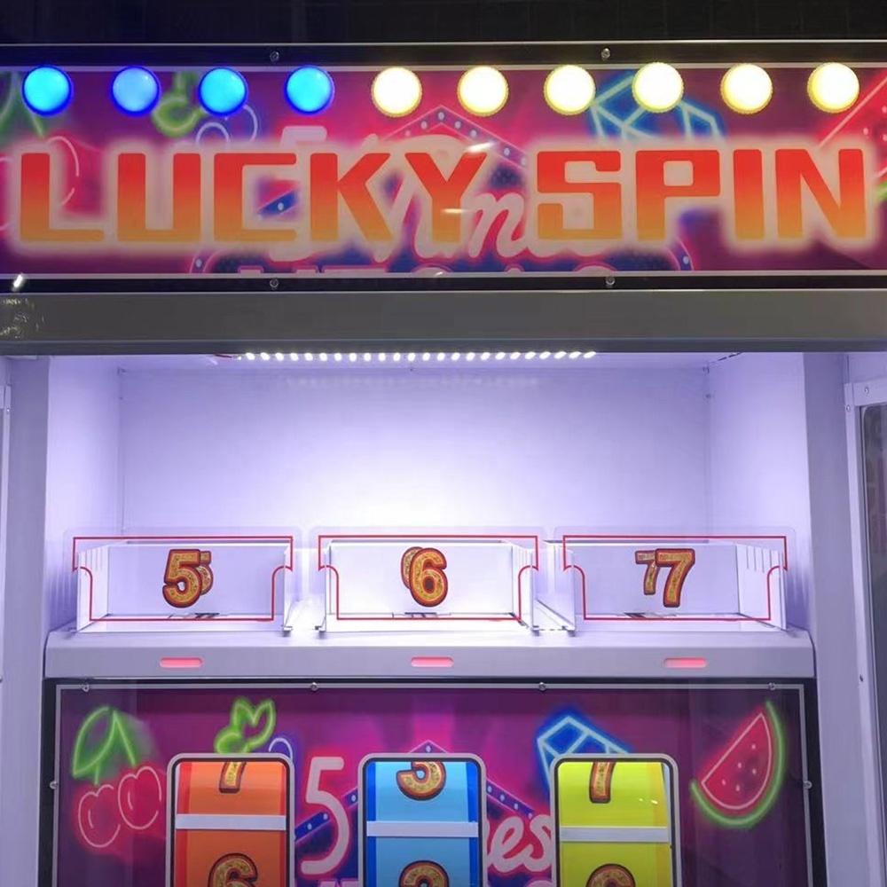 2022 hot sales coin operated arcade games lucky spin prize vending machine for sales