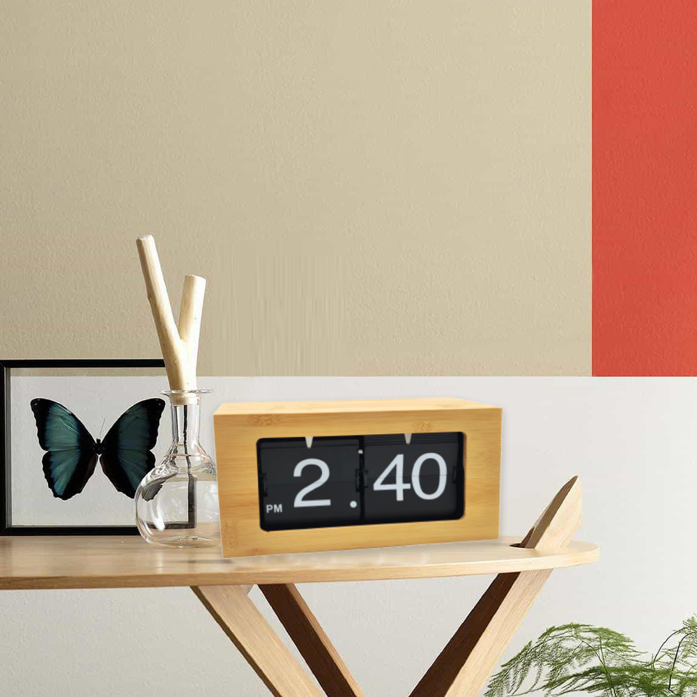 Wooden Automatic Page Turning Clock Flip Table Clock