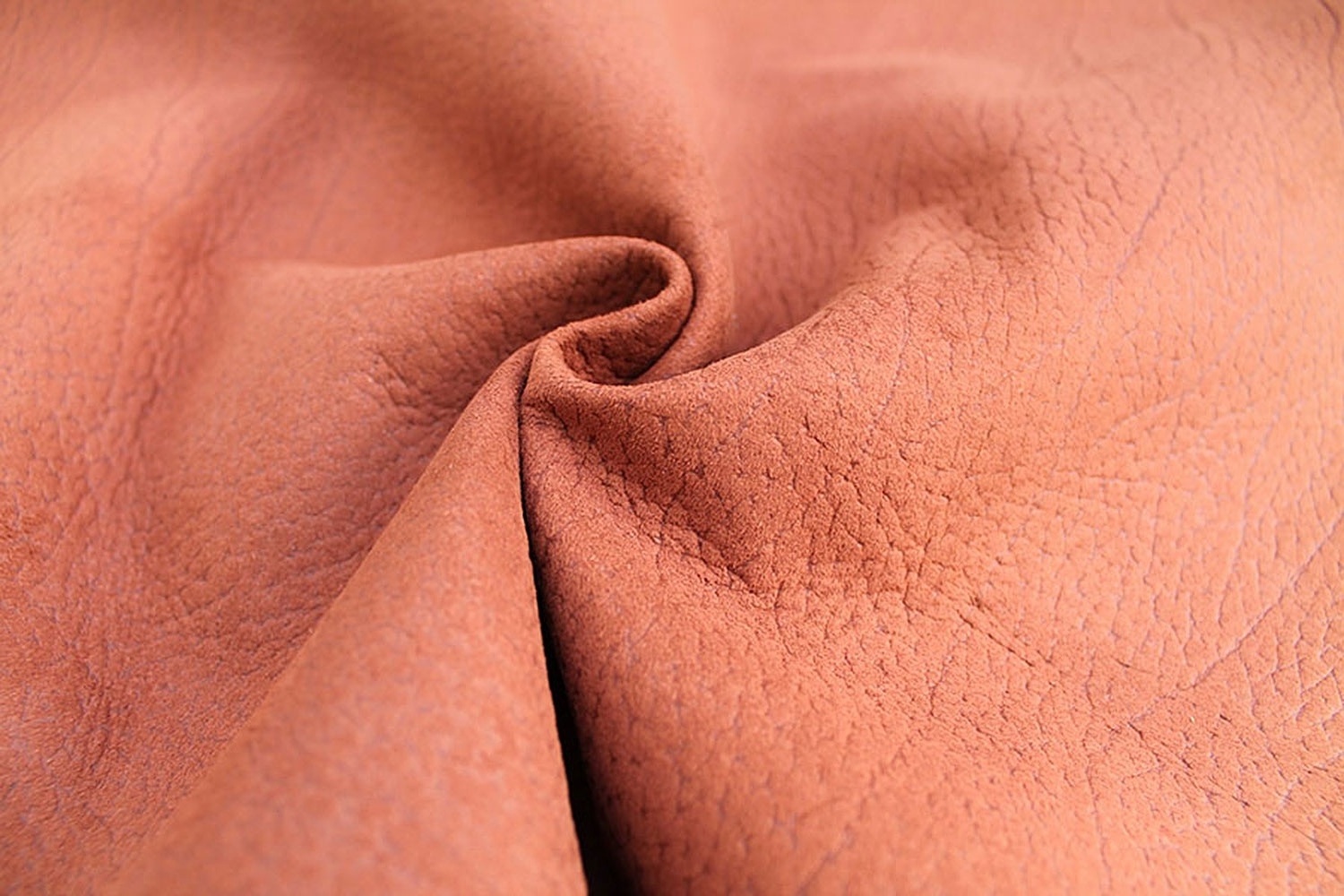 100% Genuine Leather Tanned High Grade Sheep Skin Lamb Skin Elephant Pattern Embossed English Leather for Garments and Other Use