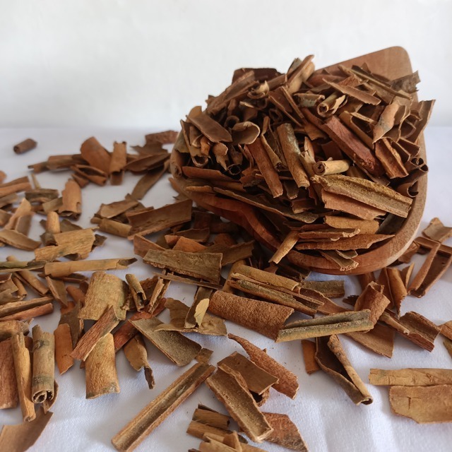 HOT DEAL ORGANIC NATURAL DRIED BROKEN CINNAMON CINNAMOMUM VERUM SEASONING SPICE AND HERBS GOOD QUALITY