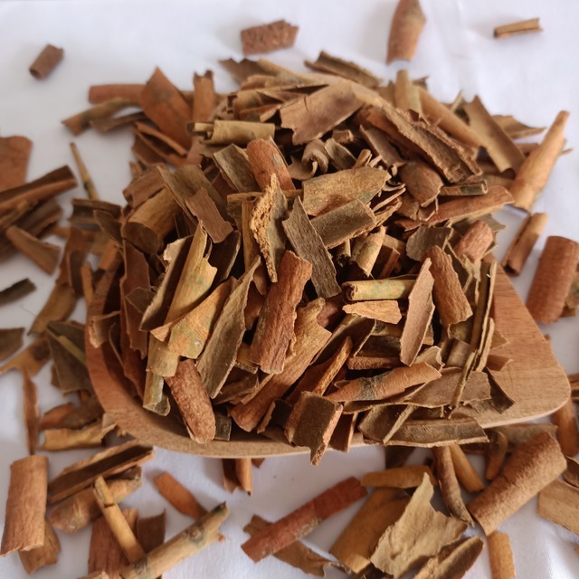 HOT DEAL ORGANIC NATURAL DRIED BROKEN CINNAMON CINNAMOMUM VERUM SEASONING SPICE AND HERBS GOOD QUALITY