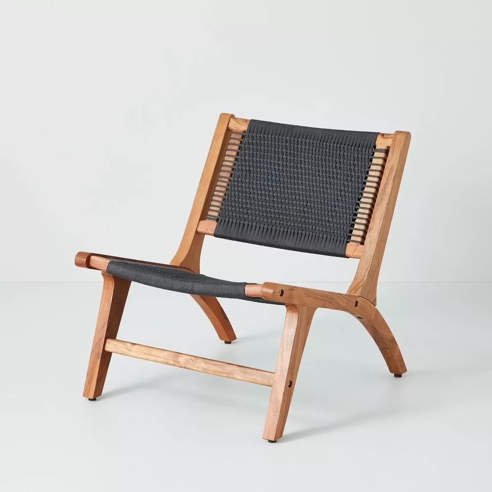 Good Quality Rope Weave Indoor Outdoor Wood Accent Chair Black and Brown Color Customize Lounge Leisure Chair