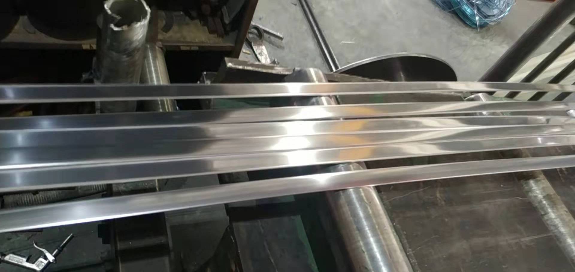 Hot selling Stainless Steel 201 304 Plate/sheet/coil/strip/201 304 din 1.4305 stainless steel coil manufacturers from Indonesia