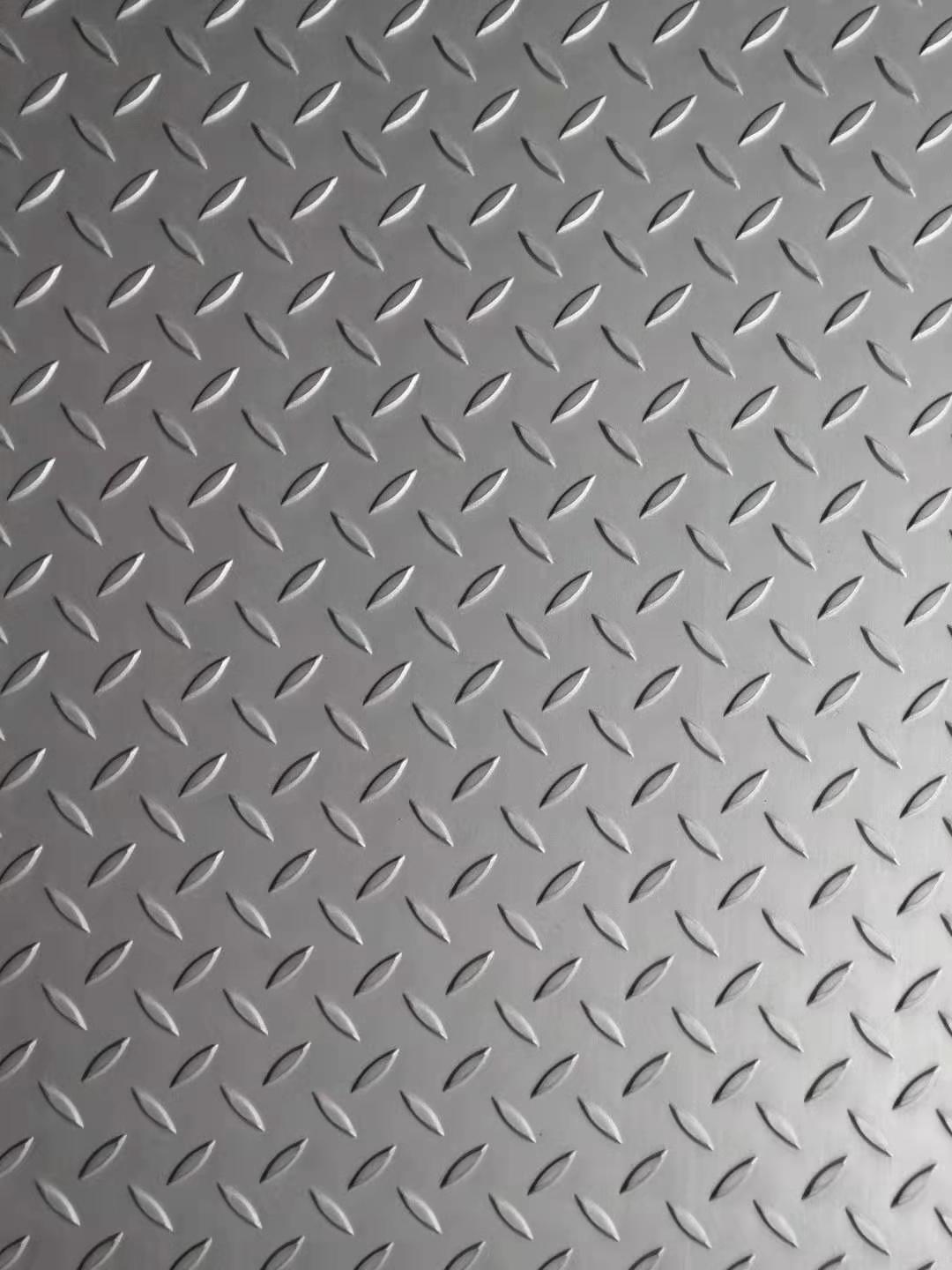 Hot Selling Sheet Plate 316 304 201 430 Decorative Stainless Steel Linen Embossed 2mm Checkered Plate Plate Sheet From Indonesia