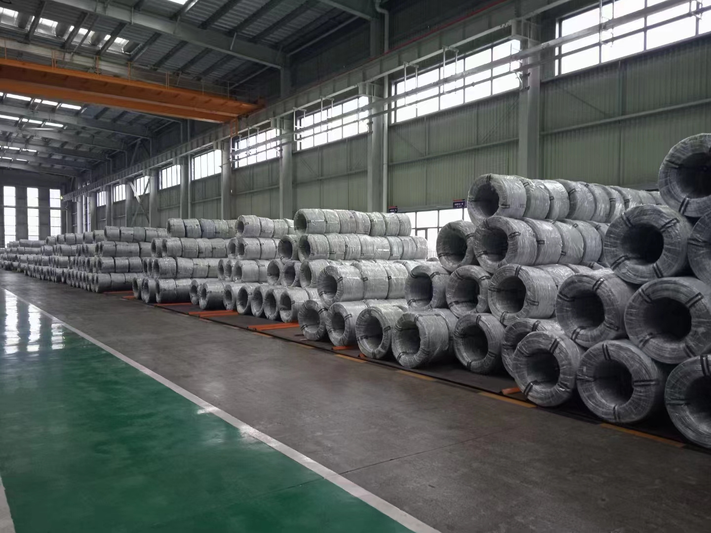 High quality low price Factory wholesale 10 12 14 16 18 gauge Hot dipped galvanized steel wire for industry From Indonesia