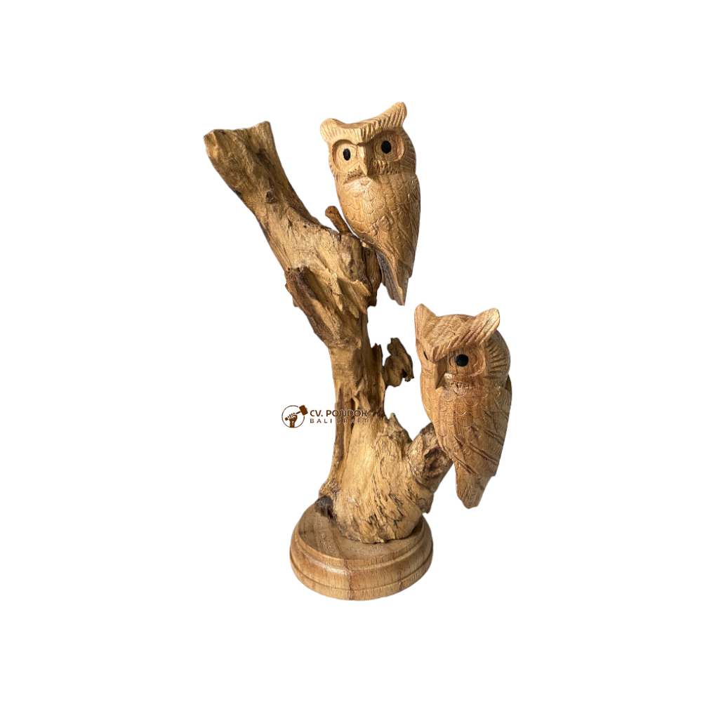 Best Quality Wooden Owl Bird Couple Standing on Driftwood Root for Tabke Top Decorations From Bali Indonesia