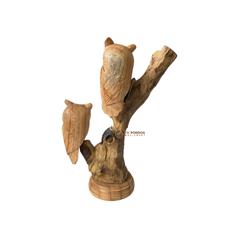 Best Quality Wooden Owl Bird Couple Standing on Driftwood Root for Tabke Top Decorations From Bali Indonesia