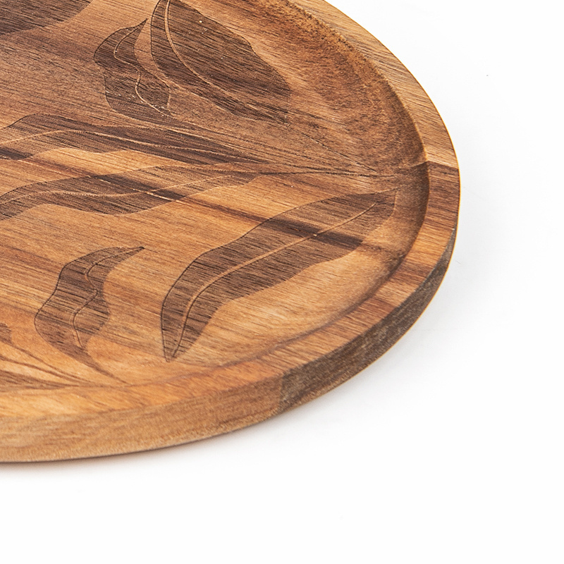 Custom Oval Shape Rustic Acacia Wood Serving Plat Tray for Food Nut Wooden Serving Tray With Leaf Laser