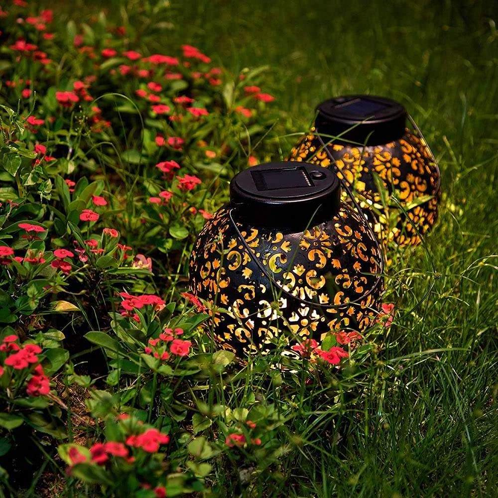 Outdoor Garden Landscape Metal Lanterns Solar Power Hollow Pellets Hanging Light Lanterns for Patio Garden Decoration