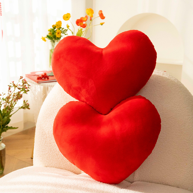 MU Top sale custom high quality red plush heart shaped pillow creative wedding sofa bed heart-shaped red heart plush pillow