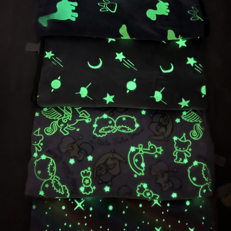 MU Hot selling glow in the dark 100% polyester faux throw blanket kids blanket plush soft blanket bedroom decor for kids