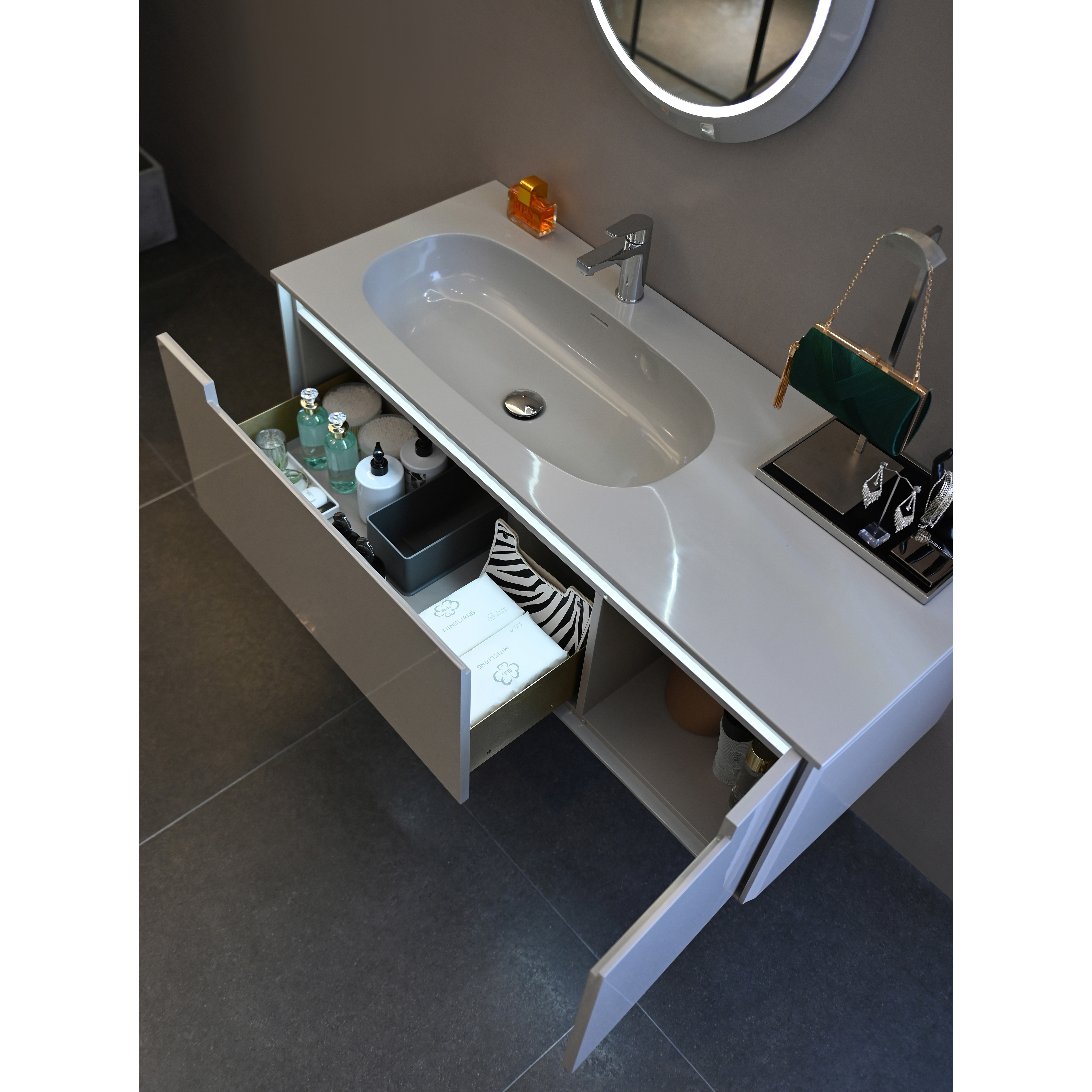 Flat Packing Vanity Plywood Modern Wall Mounted Bathroom Vanity With Stone Top Bathroom Cabinet With LED Mirror