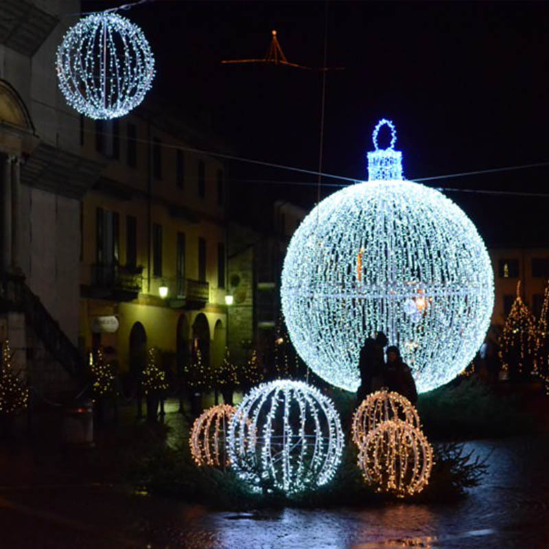 Outdoor commercial residential 100cm fiberglass giant Christmas balls ornaments baubles for holiday displays