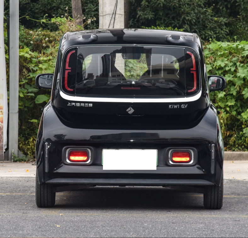 Chinese Baojun mini 3 Door 4 Seat  Electric Car Cheap Used Car Wholesale Electric Vehicle BAOJUN KIWI EV for sale