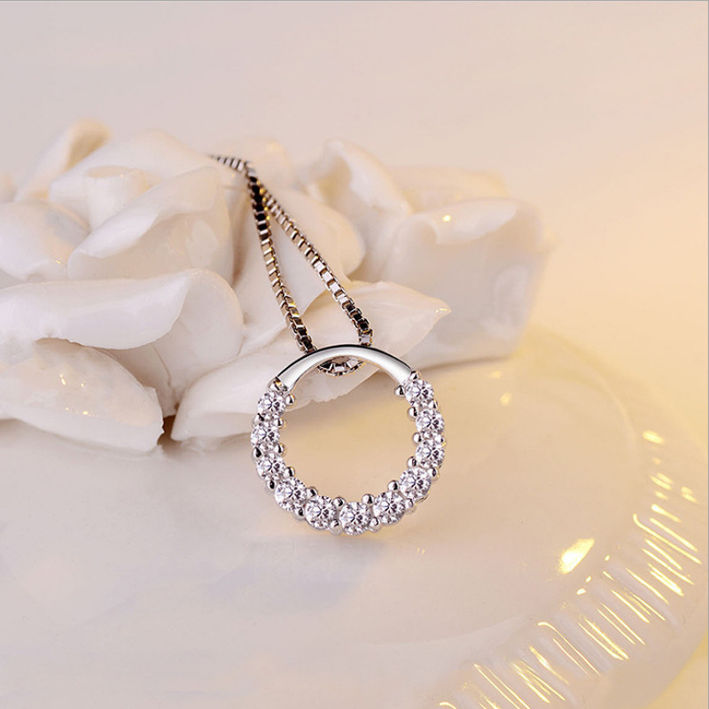 New Fashion Jewelry 925 Sterling Silver Circle Pendant Necklace Geometric Cubic Zirconia Hollow Ring Pendant Necklace For Women