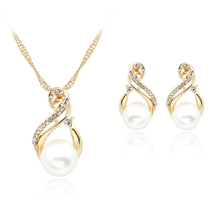 Best Selling Elegant Women Wedding Pearl Pendant Earrings Necklace Sets Simple Real 18K Gold Plated Bridal Pearl Jewelry Sets